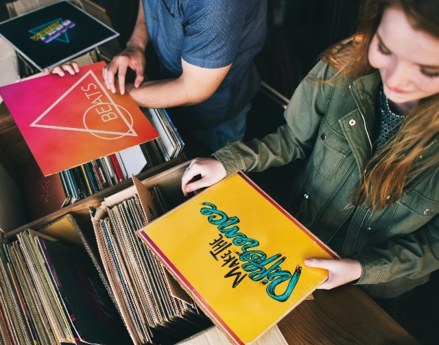 UC Berkeley students browsing vinyl records